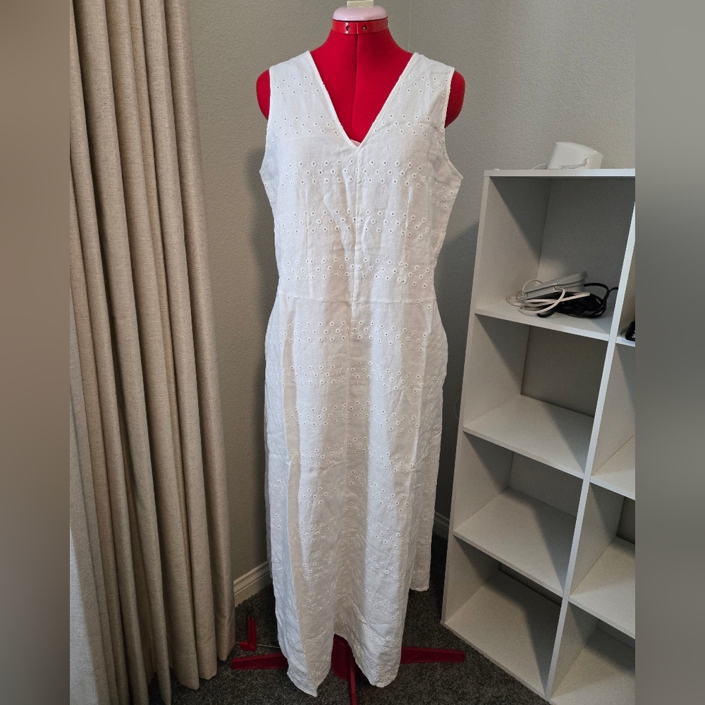 NWT Everlane White Linen Eyelet Maxi Dress - Size S